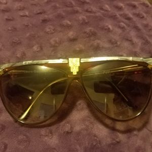 Laura Biagiotti vintage sunglasses (p27)
